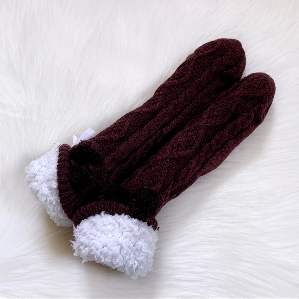 UGG Pom Pom Fleece Lined Cozy Socks - Picture 4 of 4